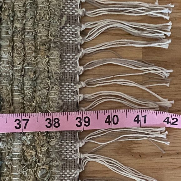 Throw Rug - Picture 14 of 16